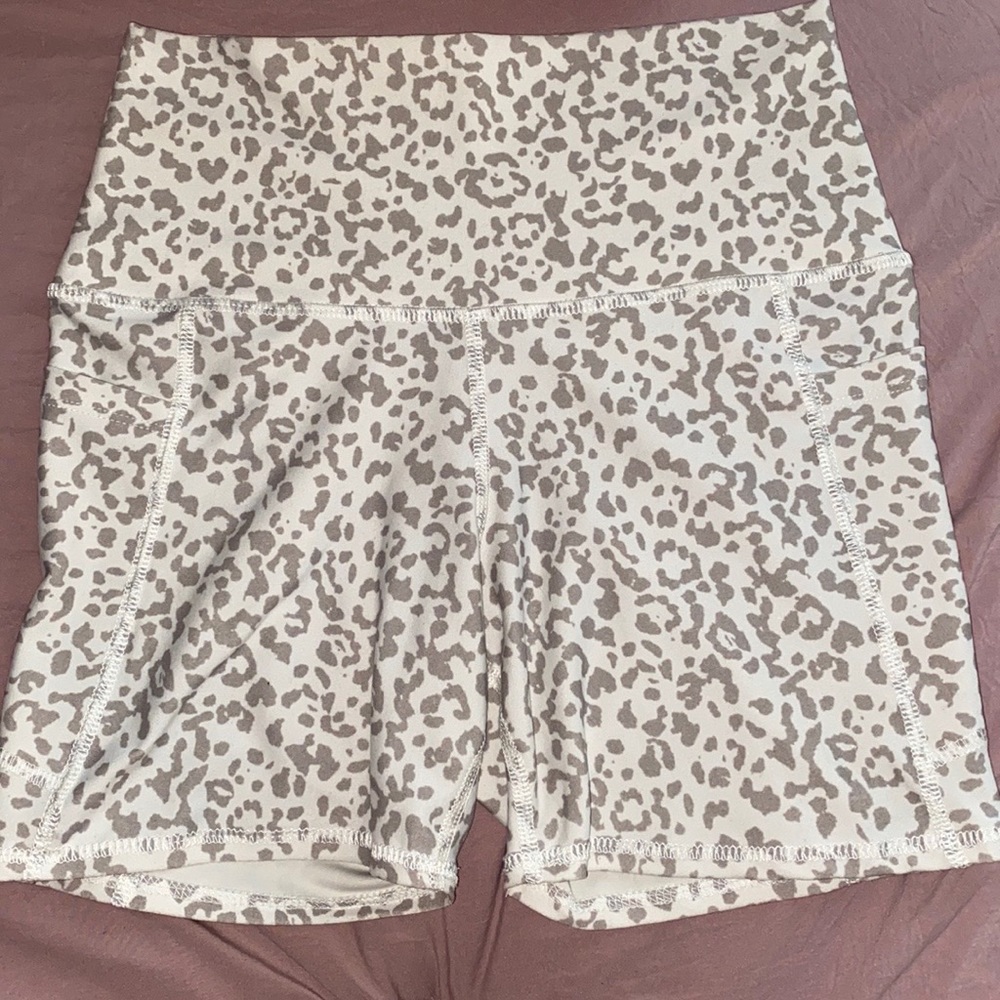 Biker shorts, size medium! Great material, worn 3-4 times